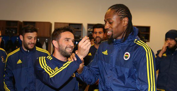 Fenerbahçe: Fabiano, Michal Kadlec, Lazar Markovic ve Abdoulaye Ba ile yollar ayrıldı