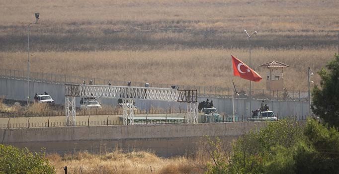 Tel Abyad’da bomba yüklü araç tahrip edildi