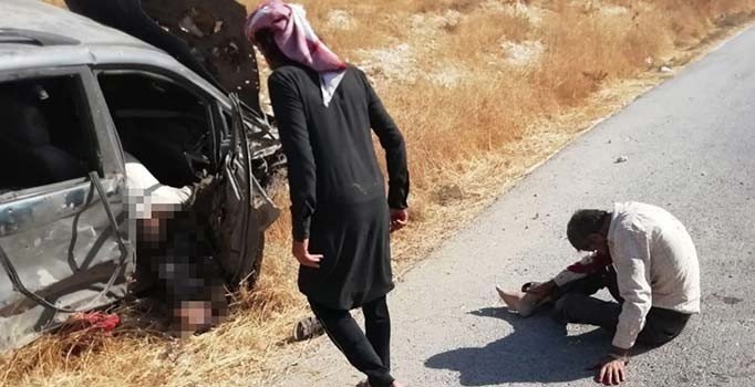 YPG sivillerin aracını vurdu: 2 ölü