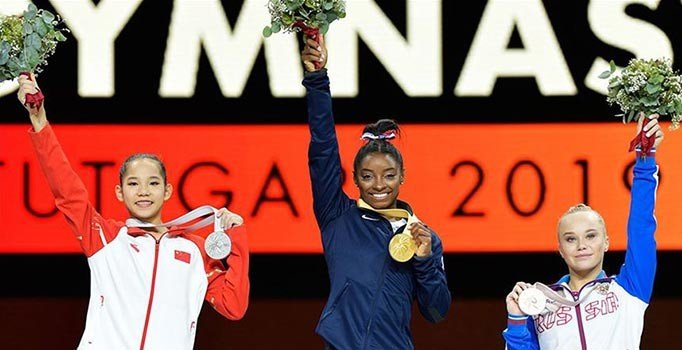 Simone Biles'ten tarihi rekor