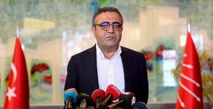 CHP'li Sezgin Tanrıkulu hakkında Barış Pınarı soruşturması