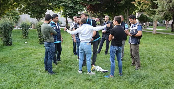 Yurtta da 'Barış Pınarı' mesaisi! Aranan bin 263 şüpheli yakalandı