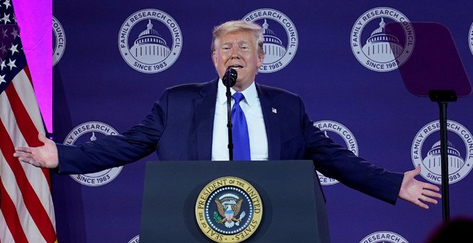 Trump, Türkiye'deki bazı kurum ve kişilere yaptırım öngören kararnameyi imzaladı