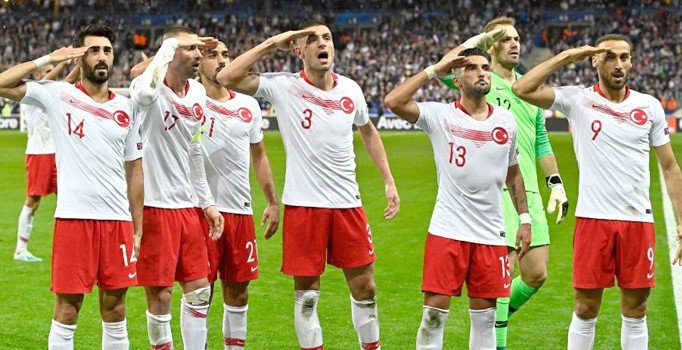 Milli Takim Fransa Da Istedigini Aldi Euro 2020 Yolunda Buyuk Adim Fransa Turkiye 1 1