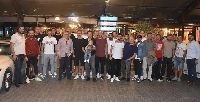 Akhisarspor liderliği geri almak istiyor