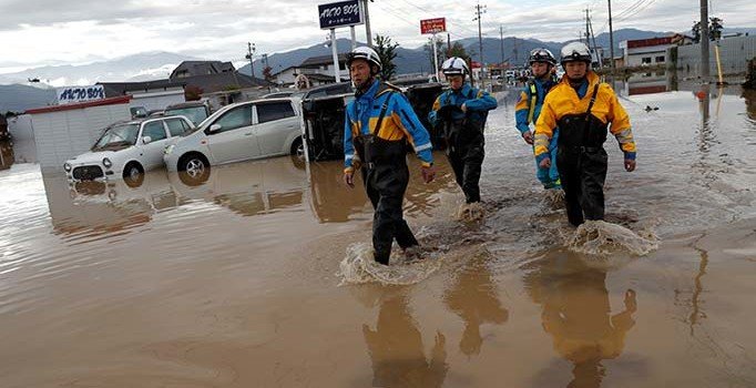 Japonya’daki tayfunda ölü sayısı 74’e çıktı