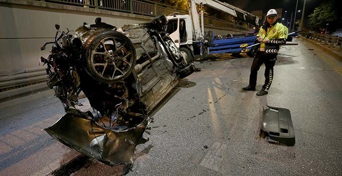 Ankara'da makas faciası! Alt geçitten uçtu, parçalandı