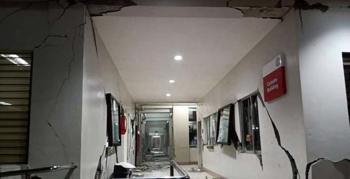 6,4'le sallanan Filipinler'de ölü sayısı 5'e çıktı