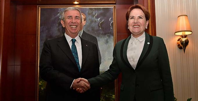 İYİ Parti lideri Akşener'den Mansur Yavaş'a 'hayırlı olsun' ziyareti