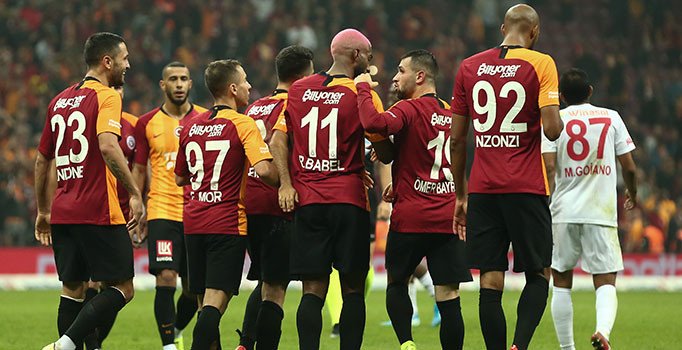 Zorlu maçın galibi Galatasaray |Galatasaray-Sivasspor: 3-2