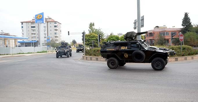 Özel harekatçılar Suriye sınırına gönderildi