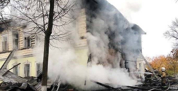 Rusya'da feci yangın: 6 çocuk yanarak öldü