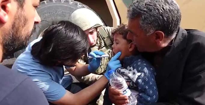 Türkiye'den Tel Abyad'daki hastalara tedavi desteği