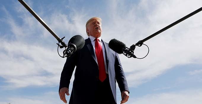 Trump'tan azil hamlesi... Zelensky'yi Beyaz Saray'a davet etti