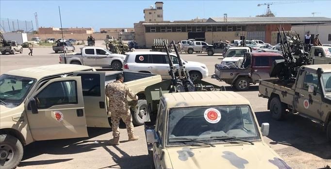 Libya'da Trablus güçleri Hafter'e karşı ilerliyor