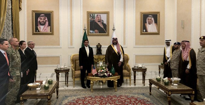 ABD Savunma Bakanı Esper, Suudi Arabistan Savunma Bakan Yardımcısı ile görüştü