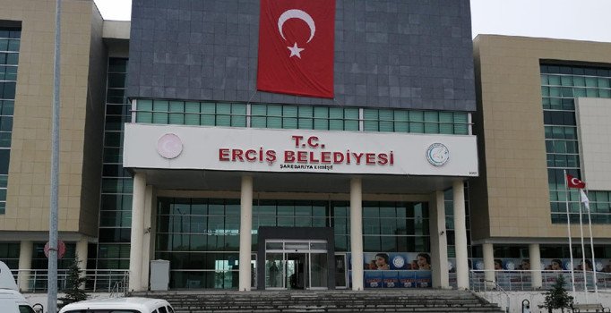 HDP'li Erciş, Kayapınar, Kocaköy ve Bismil belediyelerine kayyum atandı