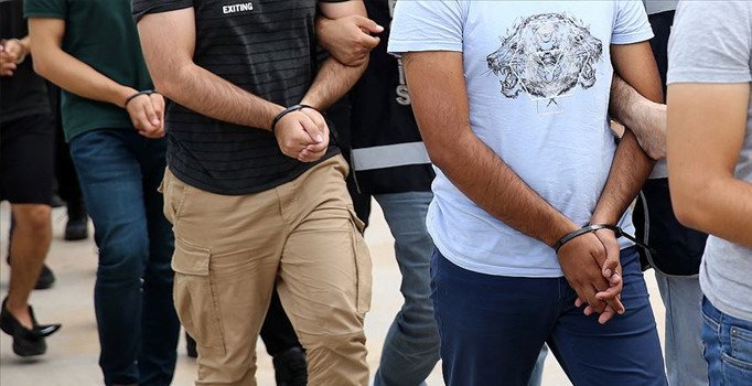 Sakarya'da DEAŞ operasyonu: 3 gözaltı