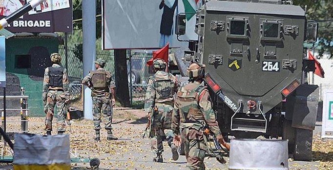 Cammu Keşmir'de çatışma: 3 Ceyşi Muhammed üyesi öldürüldü