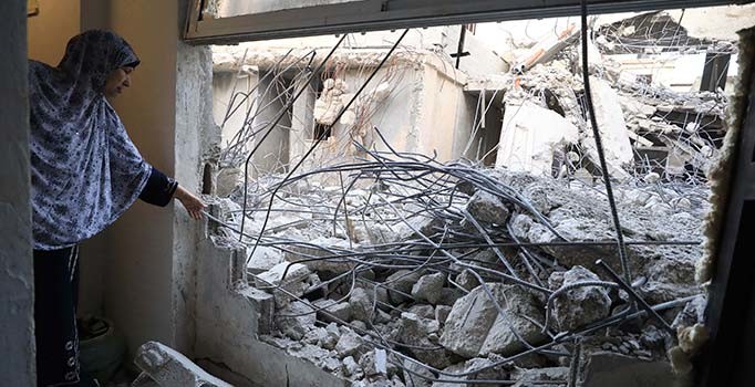 İsrail, Batı Şeria'da bir evi daha yerle bir etti