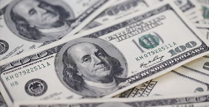 Dolar/TL kuru güne 5,74 lira seviyesinde başladı