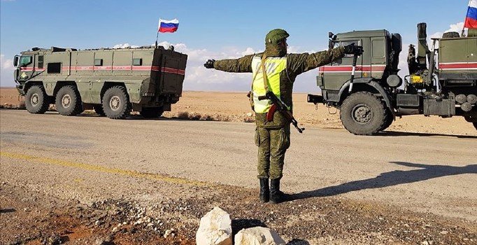 Rus birlikleri, Türkiye-Suriye sınırına ulaştı