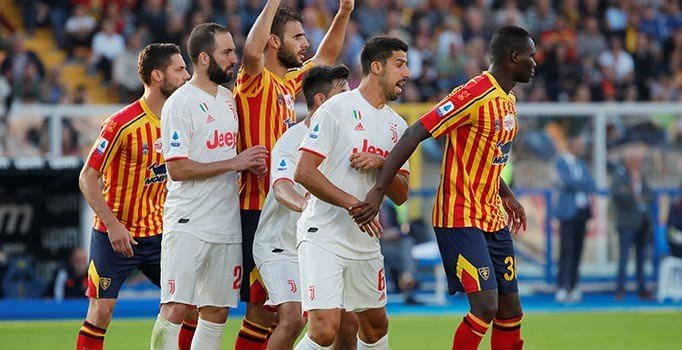 Juventus, Lecce'ye takıldı