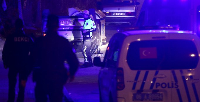 Ankara'da kardeşinin karıştığı kavgaya otomobiliyle daldı: 1 ölü, 1 yaralı
