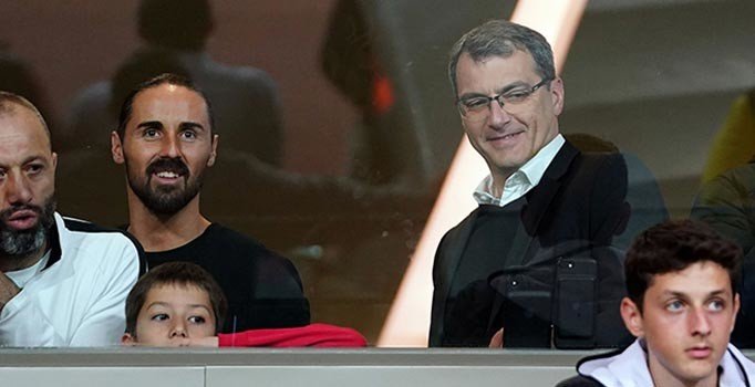 Comolli’den İrfan Can’a yakın takip