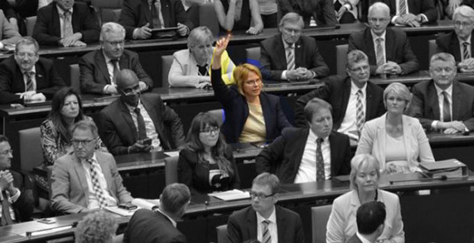 Alman Federal Mahkemesi'ndeki soykırım tasarısına sadece Bettina Kudla hayır dedi