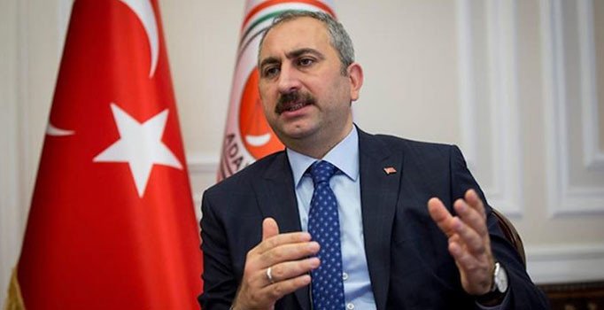 Bakan Gül: Soykırımdan bahsedenler kendi tarihlerine baksınlar