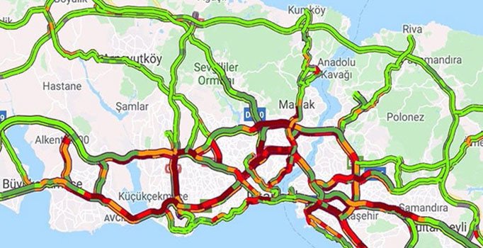 İstanbul'da yağmur trafiği felç etti, yoğunluk yüzde 78'lere ulaştı