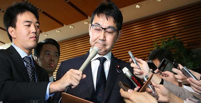 Japonya'da Adalet Bakanı Kavai istifa etti