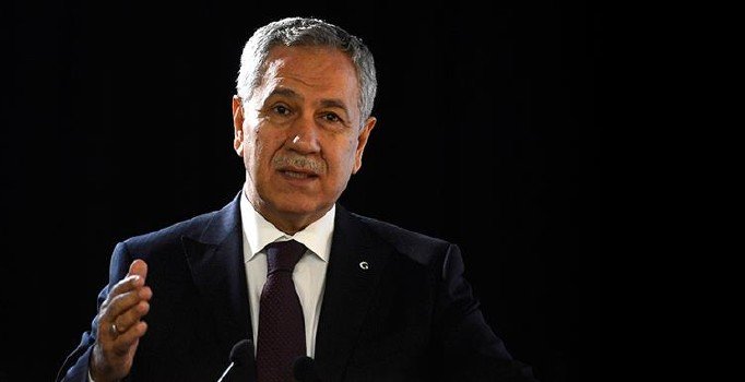 Bülent Arınç'tan ' KHK faciadır' açıklaması: Öyle dememeliydim