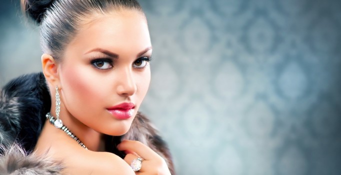 Cilt rengini limonla iki ton açmak mümkün