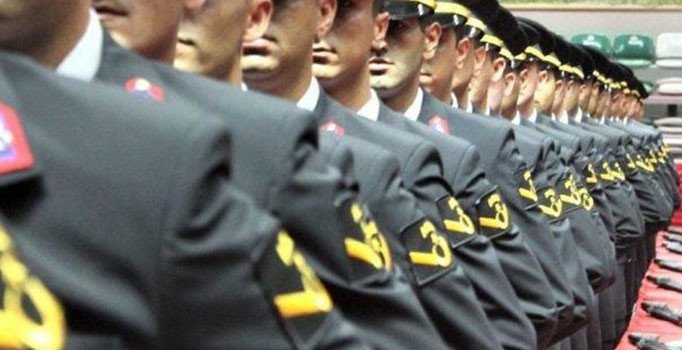 FETÖ astsubaylık sınav sorularını çalmış