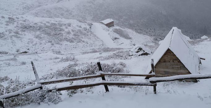 Rize, Ordu ve Giresun'un yaylaları beyaza büründü