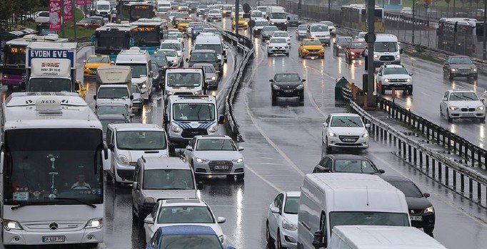 Fahri trafik müfettişliğine 14 bin kişi daha