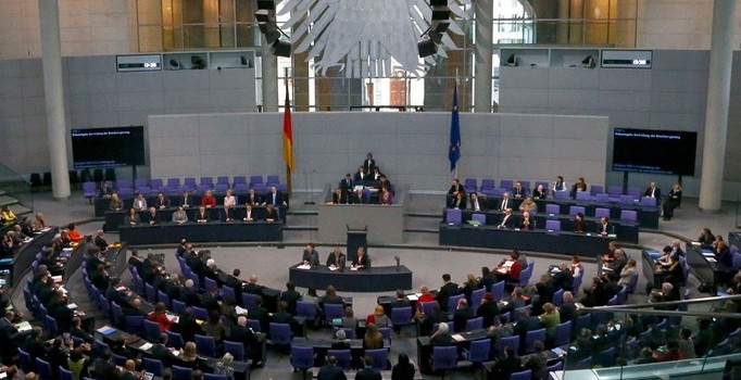 Son dakika: Alman Federal Meclisi'nde 1915 olayları ile ilgili soykırım tasarısı onaylandı