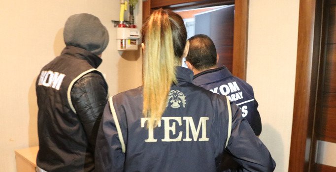 Aksaray merkezli 13 ilde FETÖ operasyonu