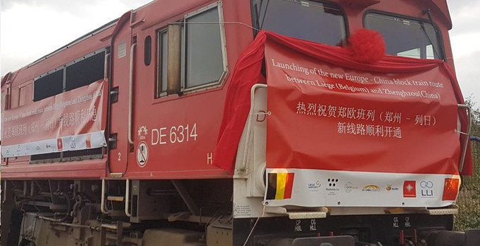 Çin'den Avrupa'ya gidecek ilk yük treni Kars'a ulaştı