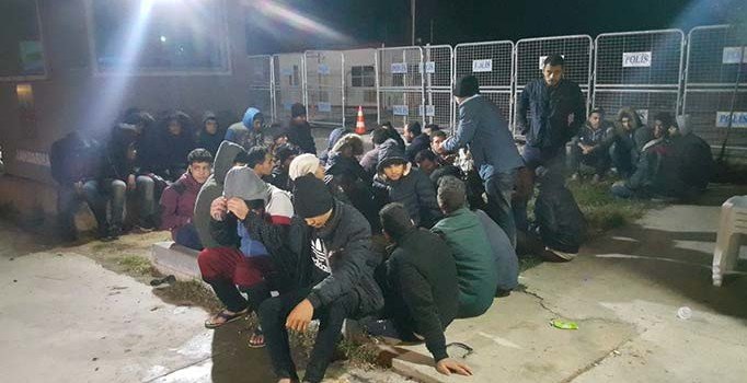 Yunanistan 252 göçmeni darp edip, Türkiye'ye zorla geri gönderdi