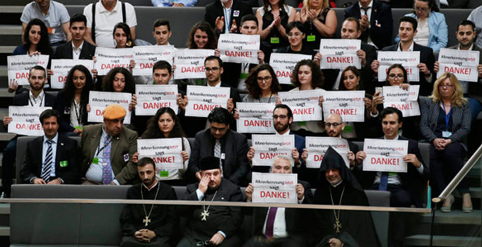 Almanya'da 1915 tasarısı kabul edildi: Muhalefetten 'soykırım' yanıtı