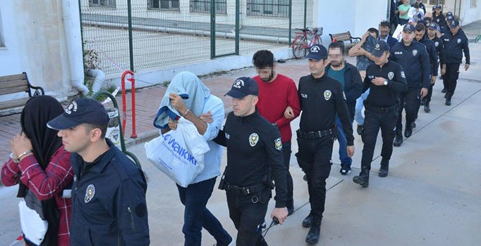 Adana'da FETÖ'nün finans kaynağına darbe