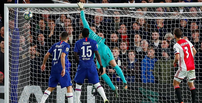 4-1 geriden gelen Chelsea, Ajax'la 4-4 berabere kaldı