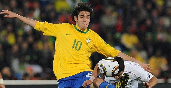 Kaka sakatlığı sebebiyle Copa America kadrosundan çıkarıldı