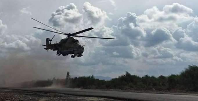 Rusya Suriye'nin kuzeyinde helikopterlerle hava devriyesine başladı