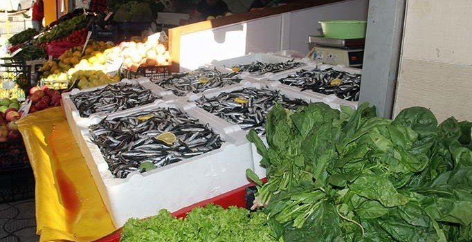 Hamsi alana ıspanak bedava