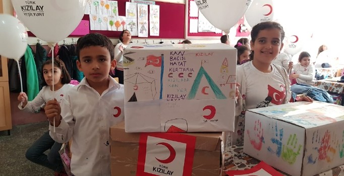 Öğrencilerden örnek hareket