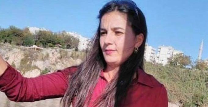 Sivas'ta iki çocuk annesi evinde ölü bulundu